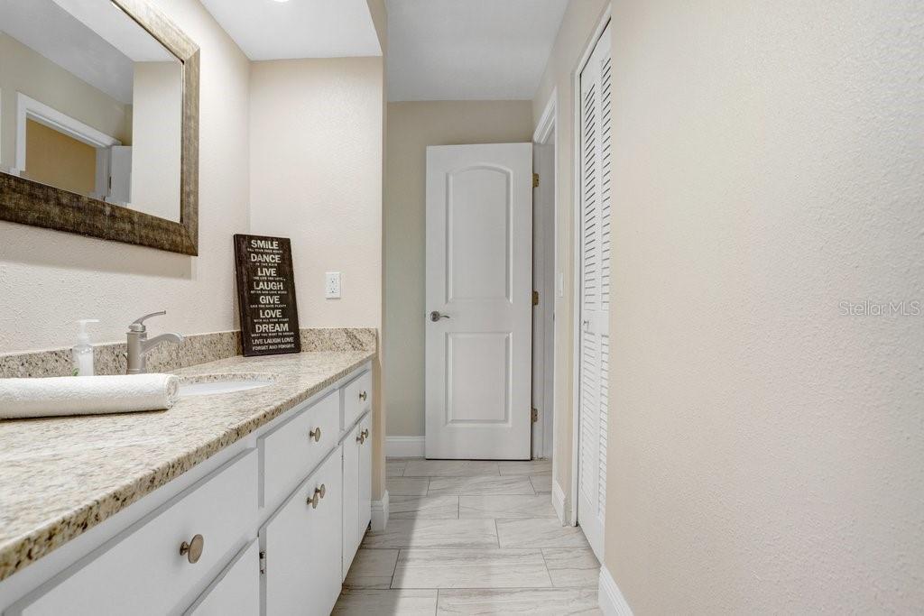 Image 39 of 46 For 2486 Indian Trail E