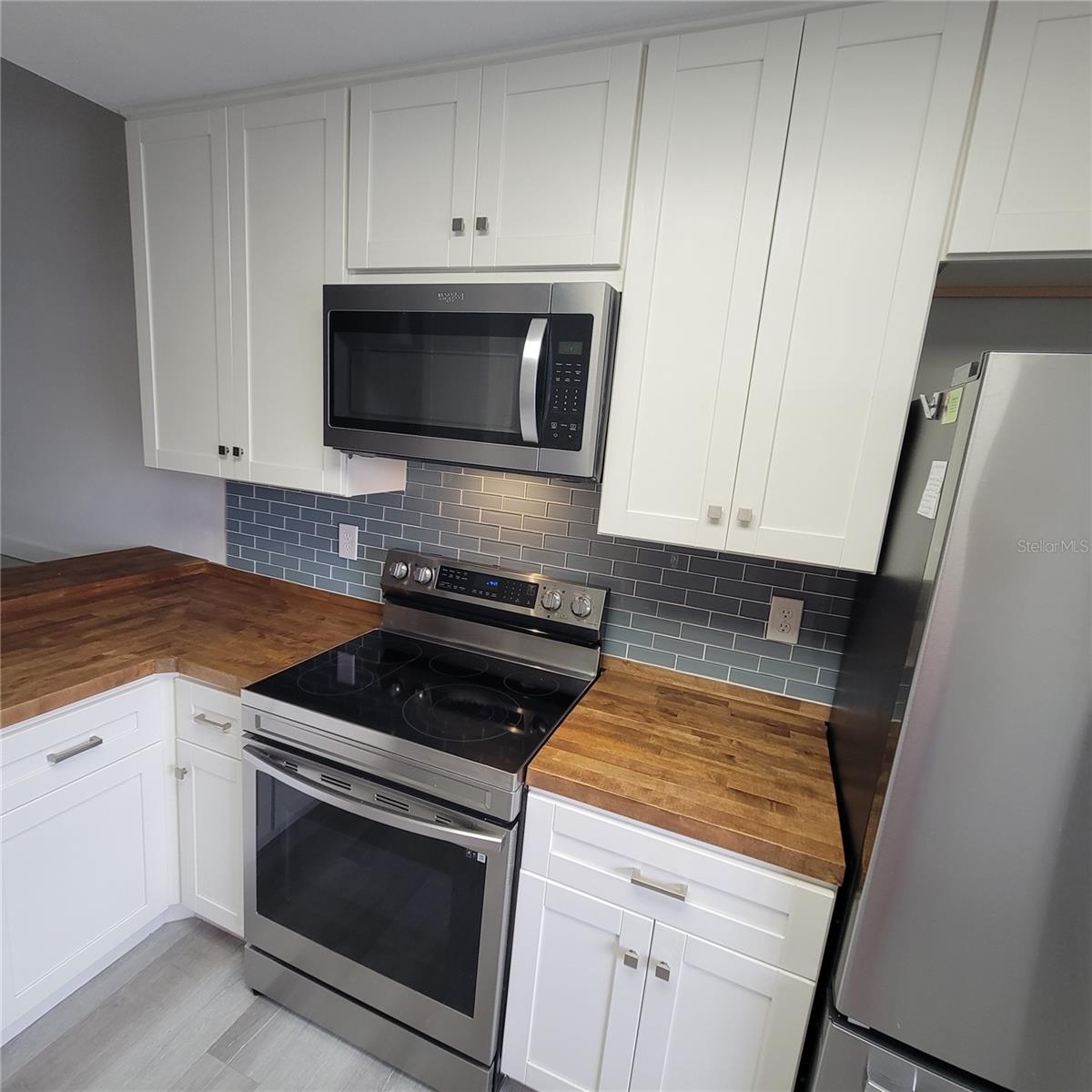 Image 10 of 57 For 7229 Parkside Villas Drive