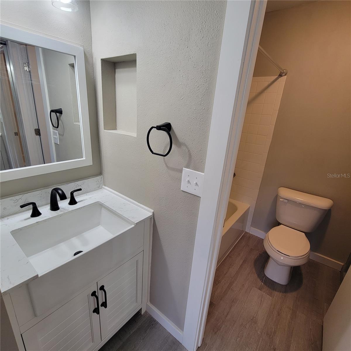 Image 20 of 57 For 7229 Parkside Villas Drive