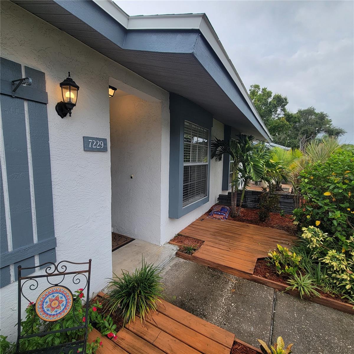 Image 3 of 57 For 7229 Parkside Villas Drive