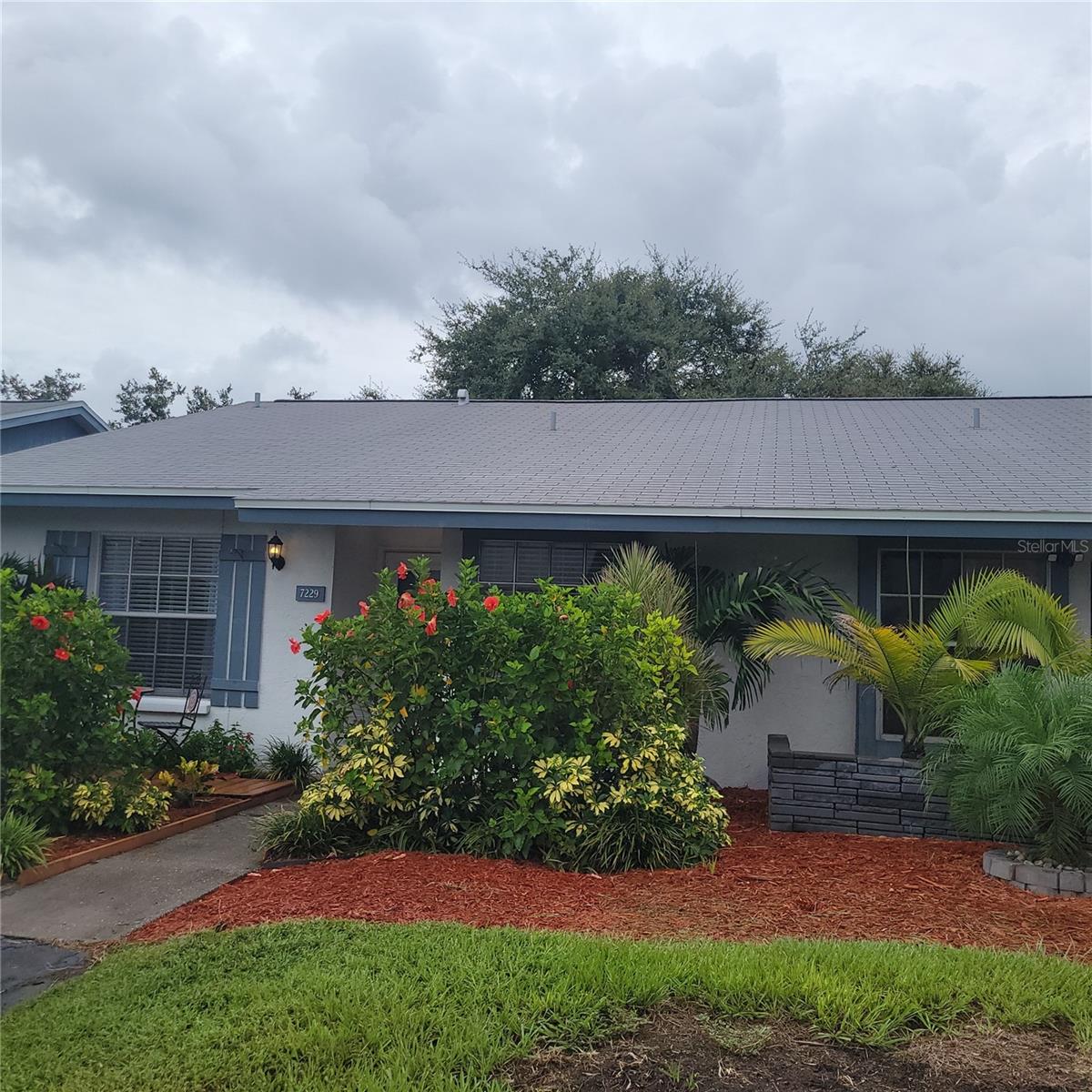 Image 4 of 57 For 7229 Parkside Villas Drive