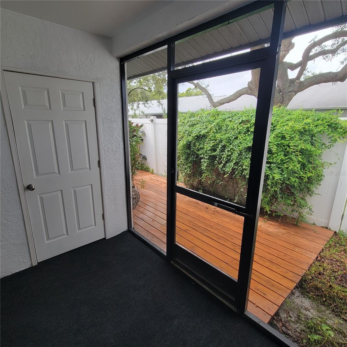 Image 41 of 57 For 7229 Parkside Villas Drive