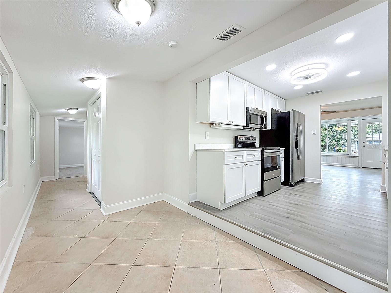 Image 25 of 63 For 7902 49th Avenue N