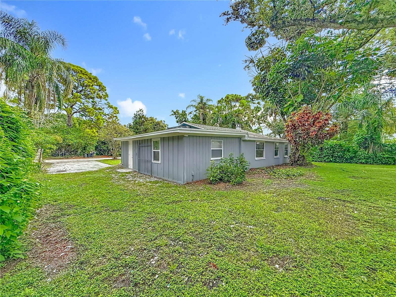 Image 48 of 63 For 7902 49th Avenue N