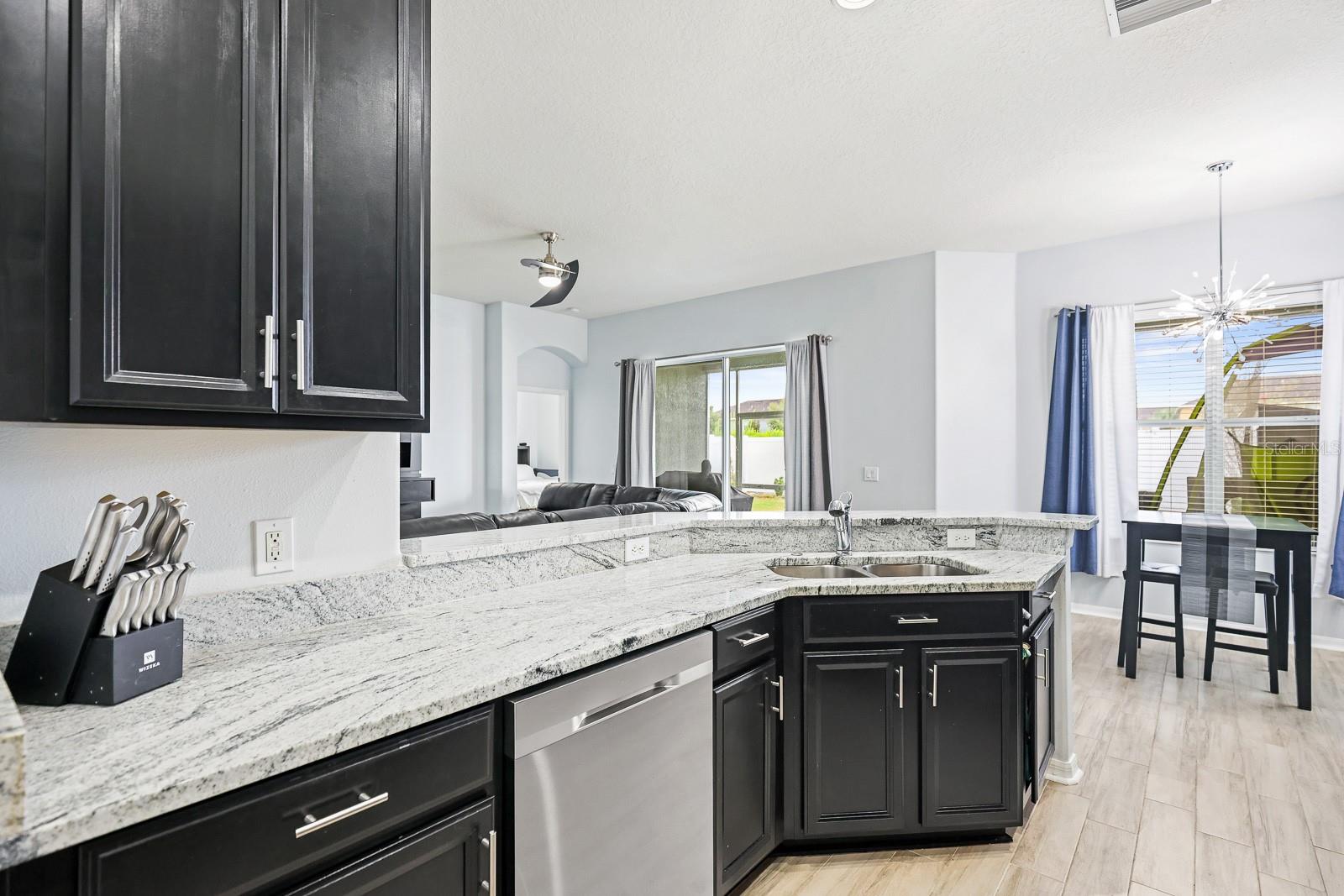 Image 12 of 31 For 7335 Forest Mere Drive