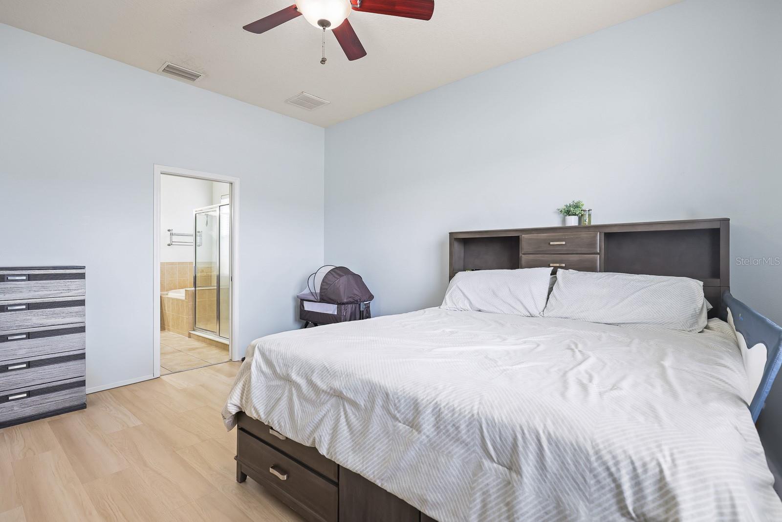 Image 18 of 31 For 7335 Forest Mere Drive