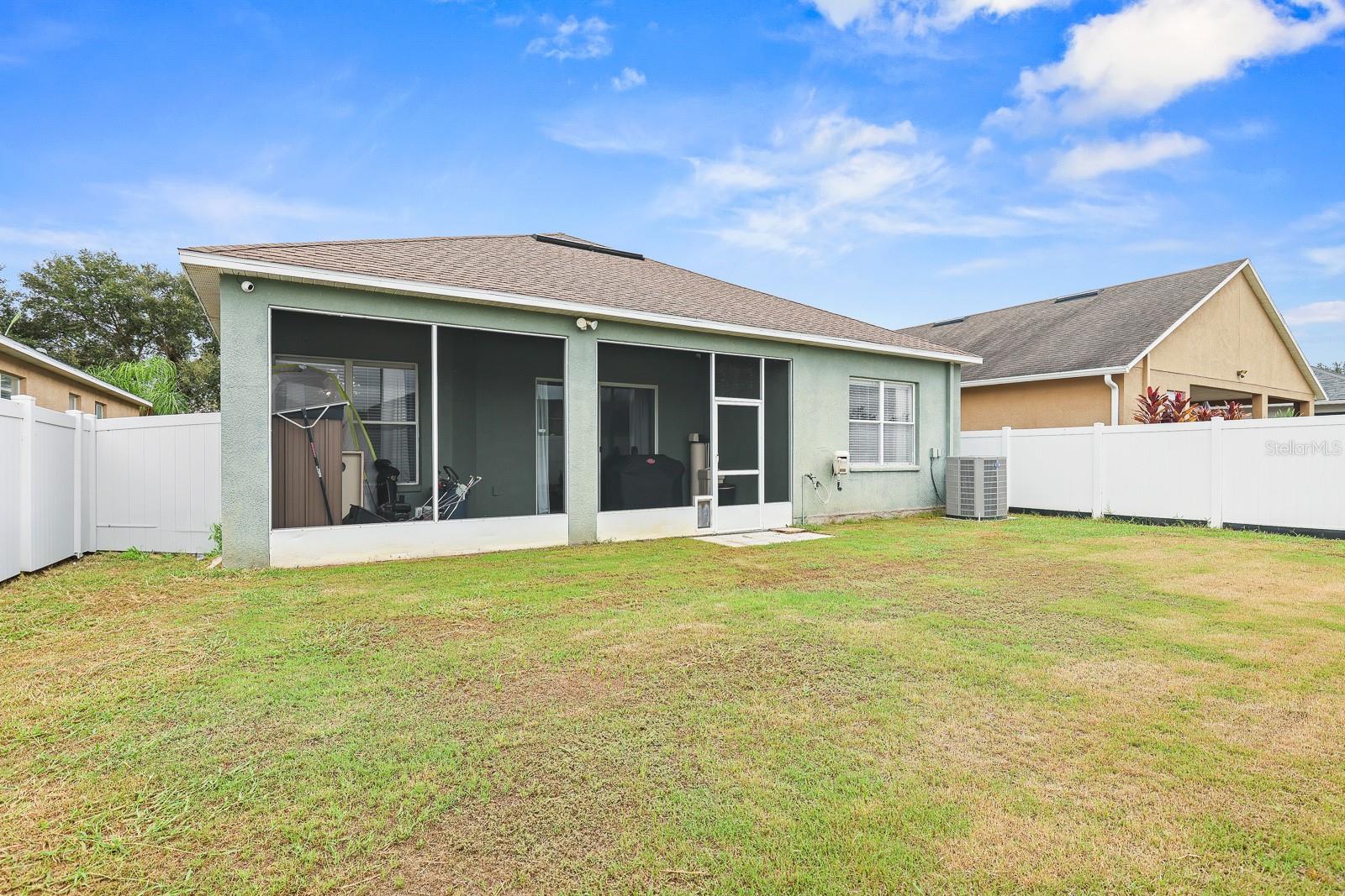 Image 27 of 31 For 7335 Forest Mere Drive