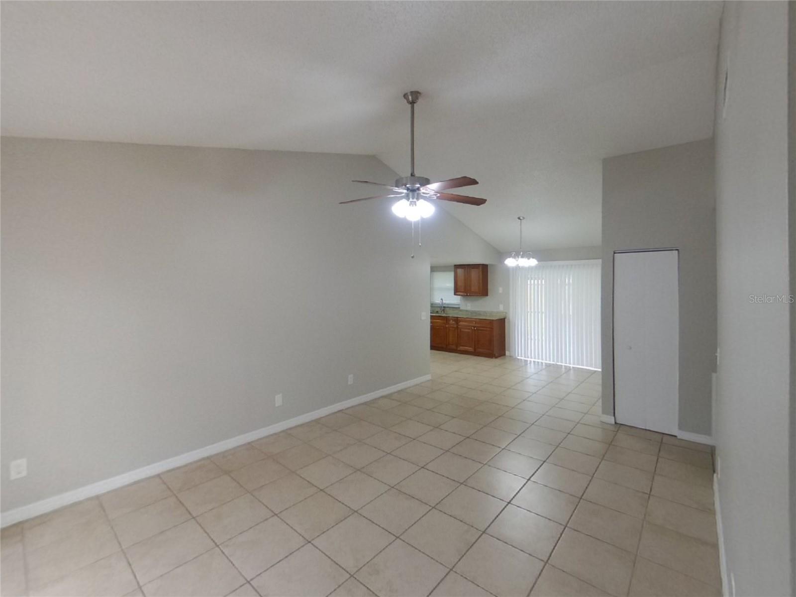Image 2 of 17 For 1624 Crossridge Drive