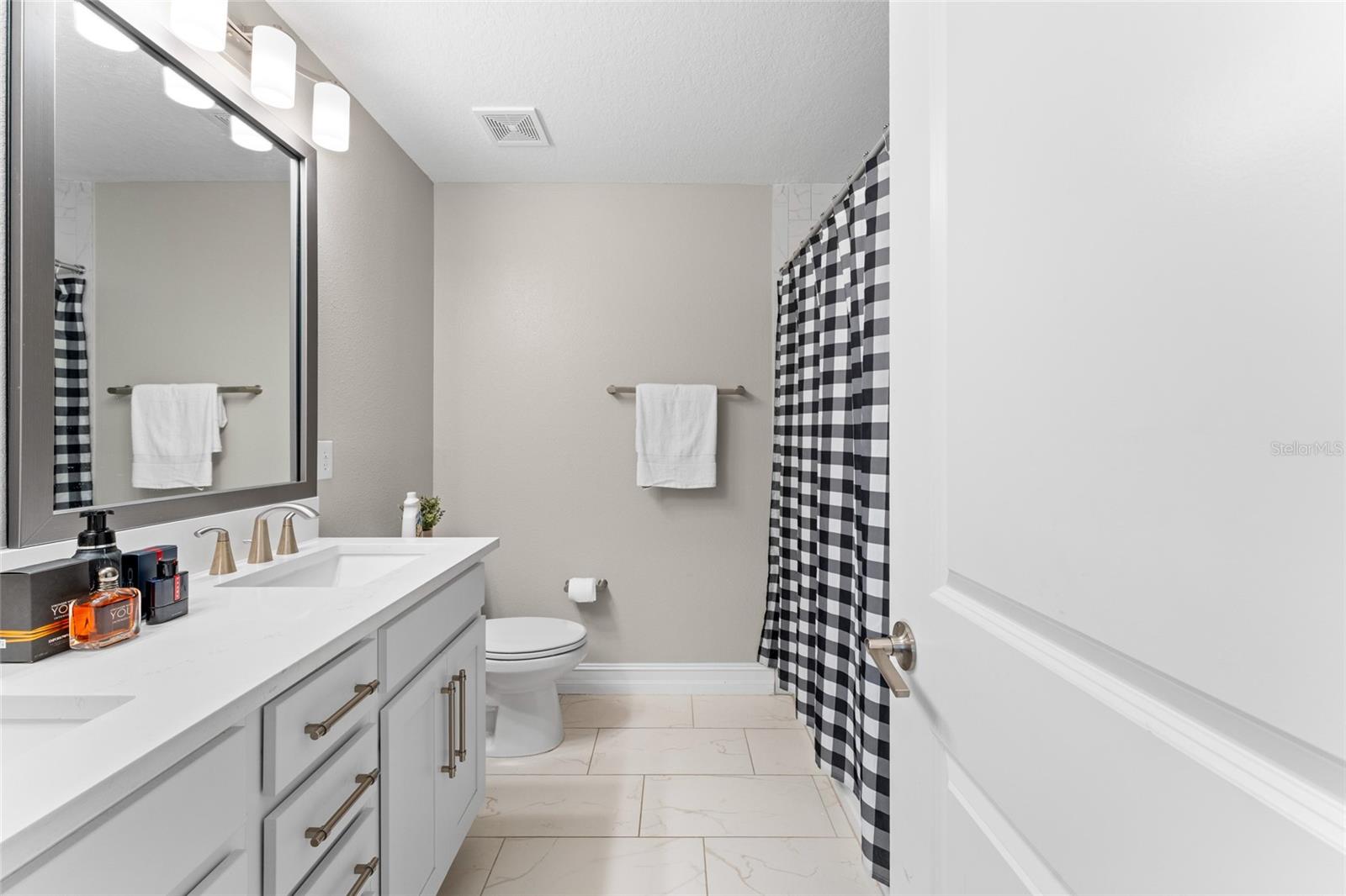 Image 34 of 54 For 5351 Bridge St  81