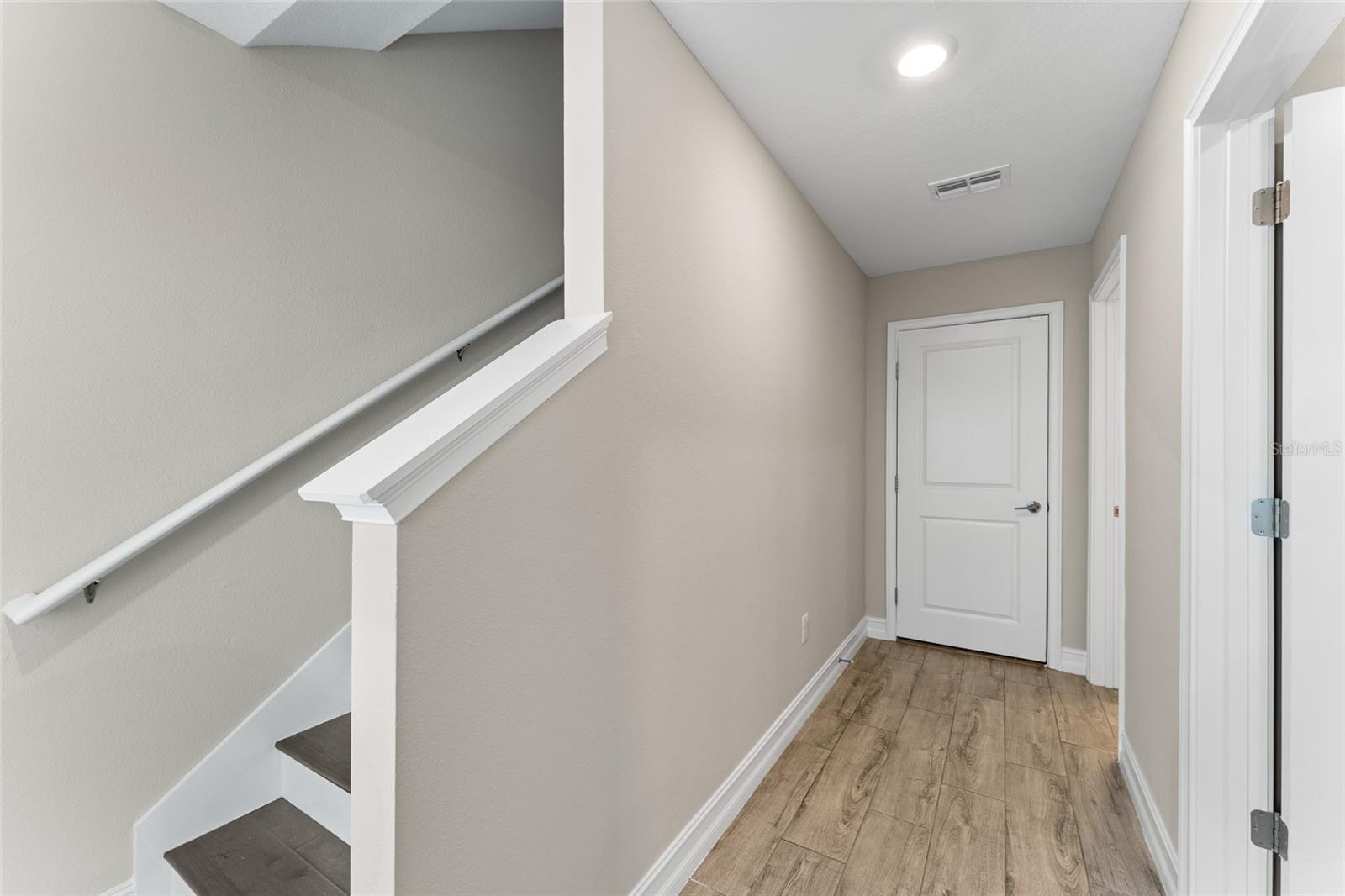 Image 4 of 54 For 5351 Bridge St  81