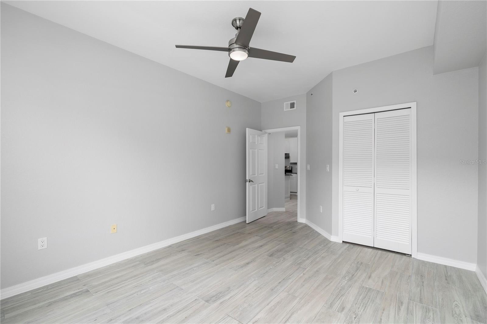 Image 16 of 37 For 700 Harbour Island Boulevard 238