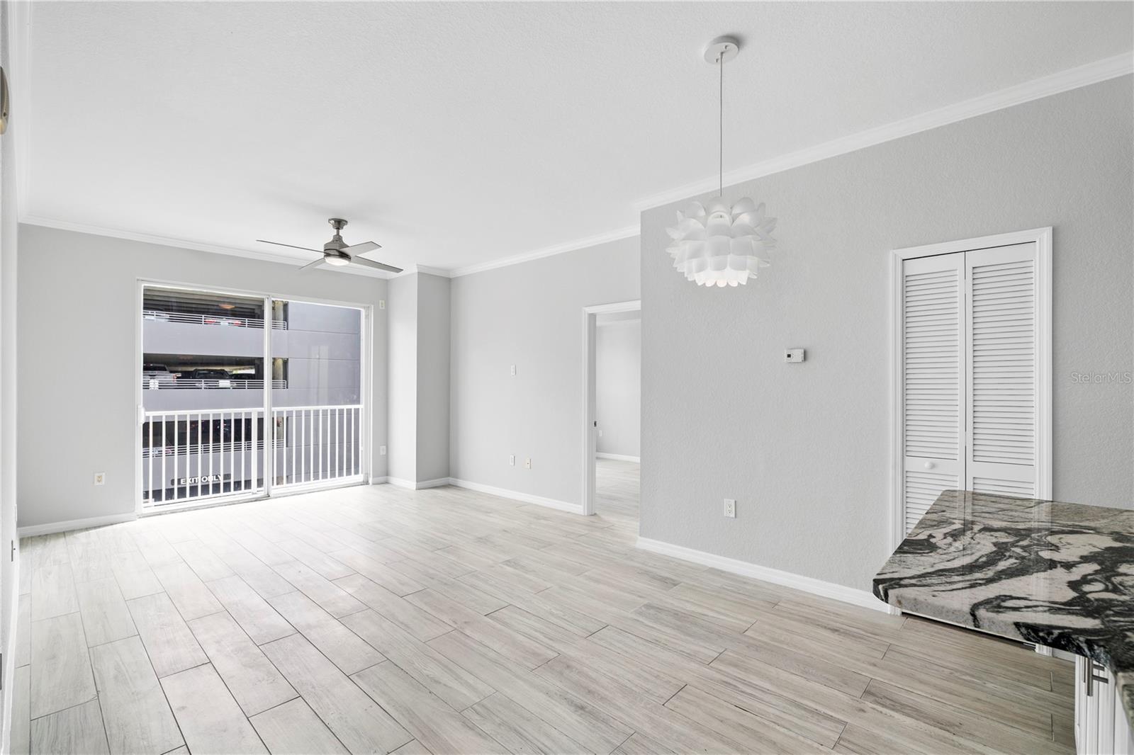 Image 4 of 37 For 700 Harbour Island Boulevard 238