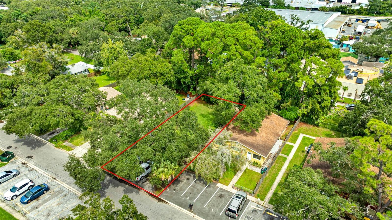 Image 4 of 13 For 422 Maple Way