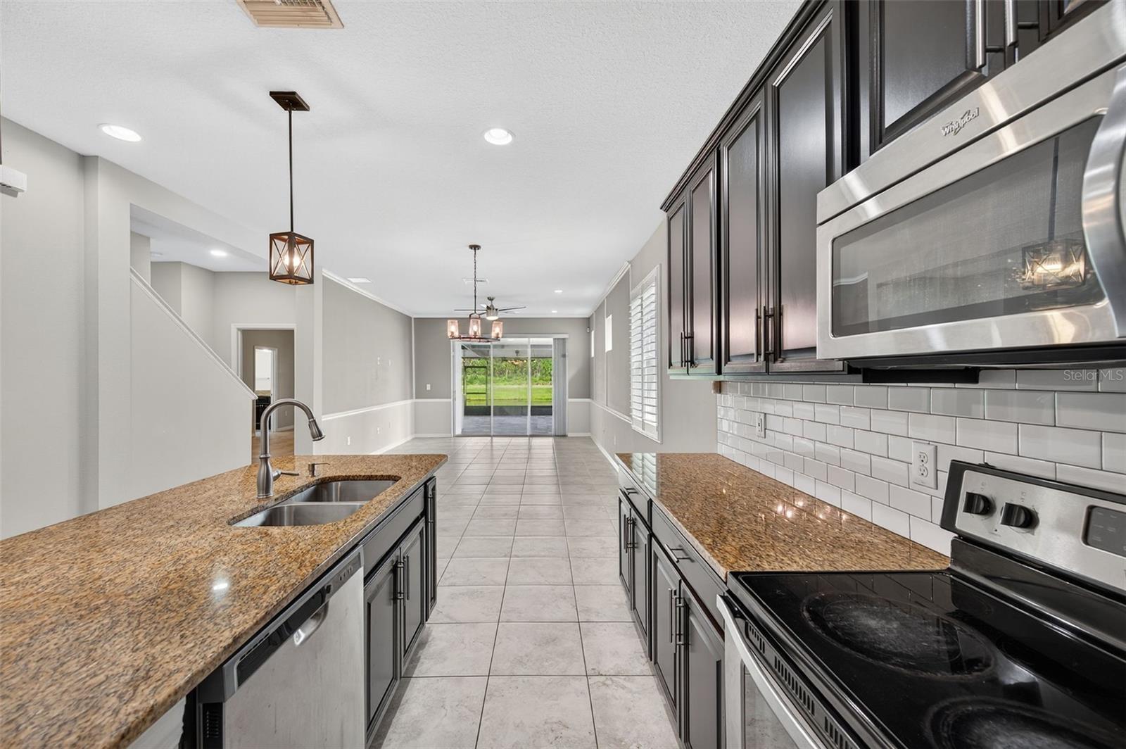 Image 30 of 56 For 13334 Palmera Vista Drive