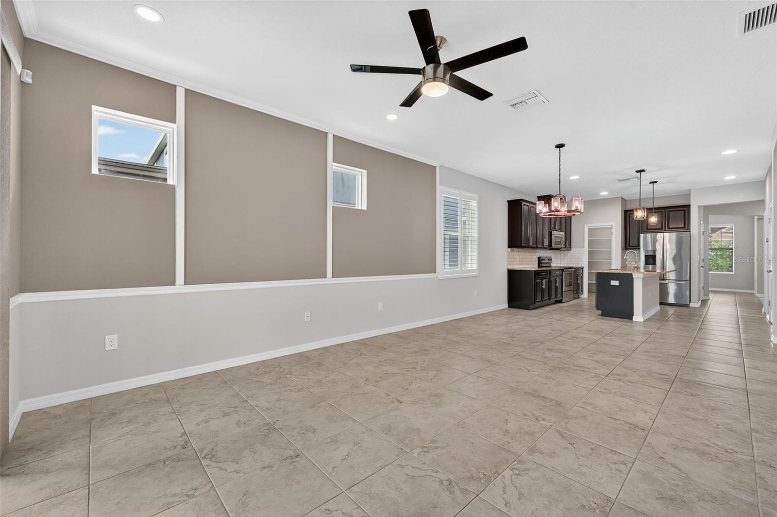 Image 32 of 56 For 13334 Palmera Vista Drive