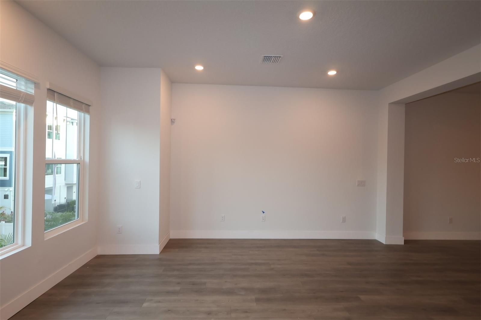 Image 10 of 22 For 6605 Nebraska Avenue 10