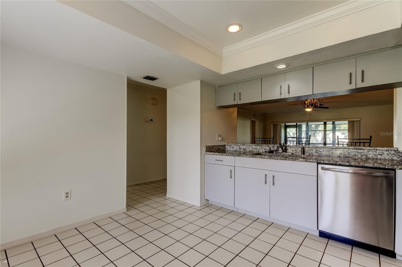Image 16 of 60 For 1801 Lake Road 8a