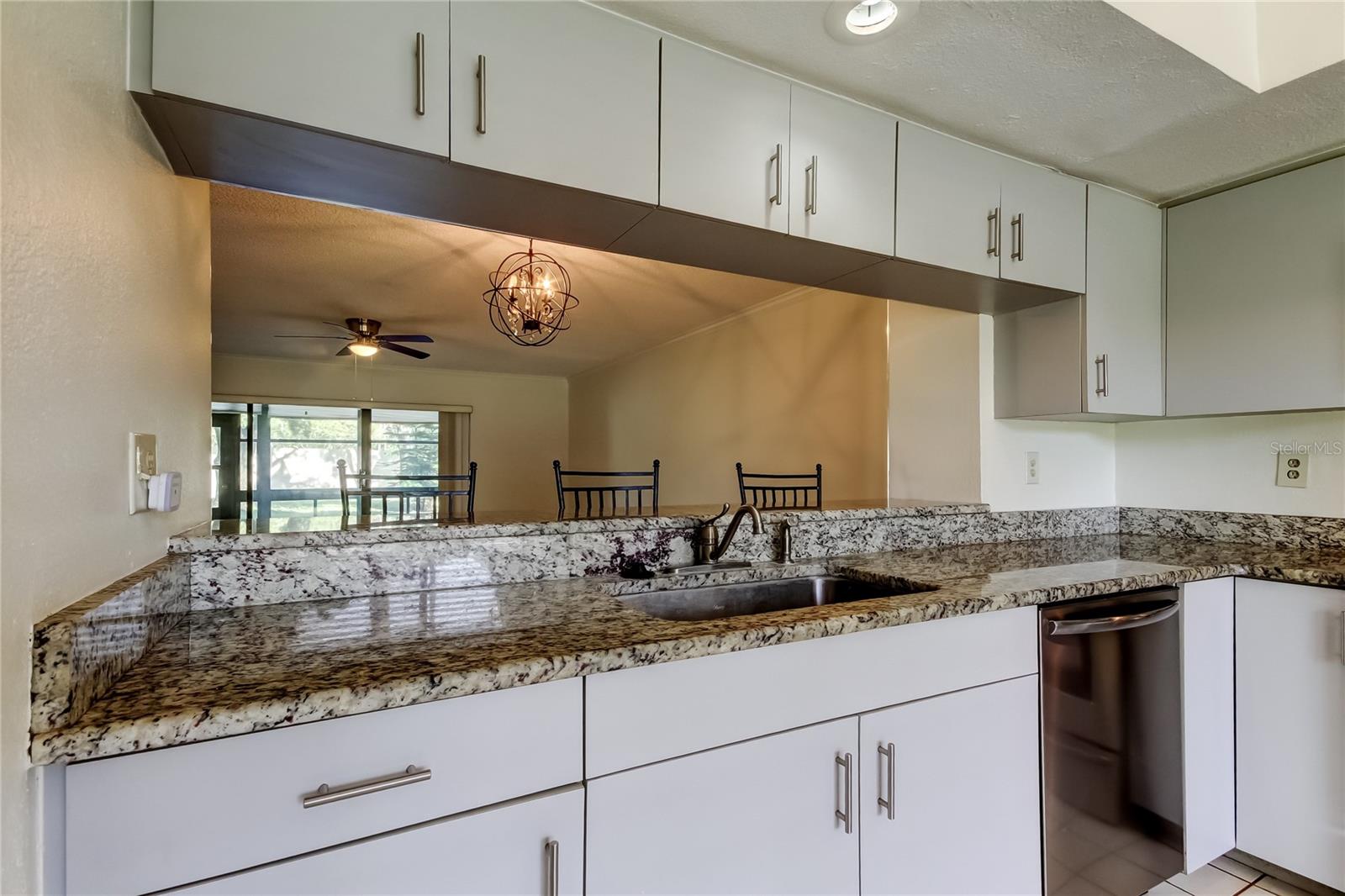 Image 21 of 60 For 1801 Lake Road 8a