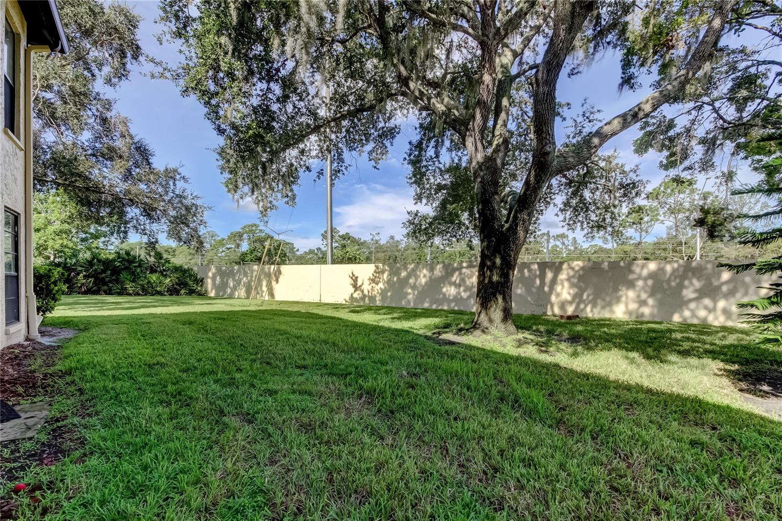 Image 50 of 60 For 1801 Lake Road 8a