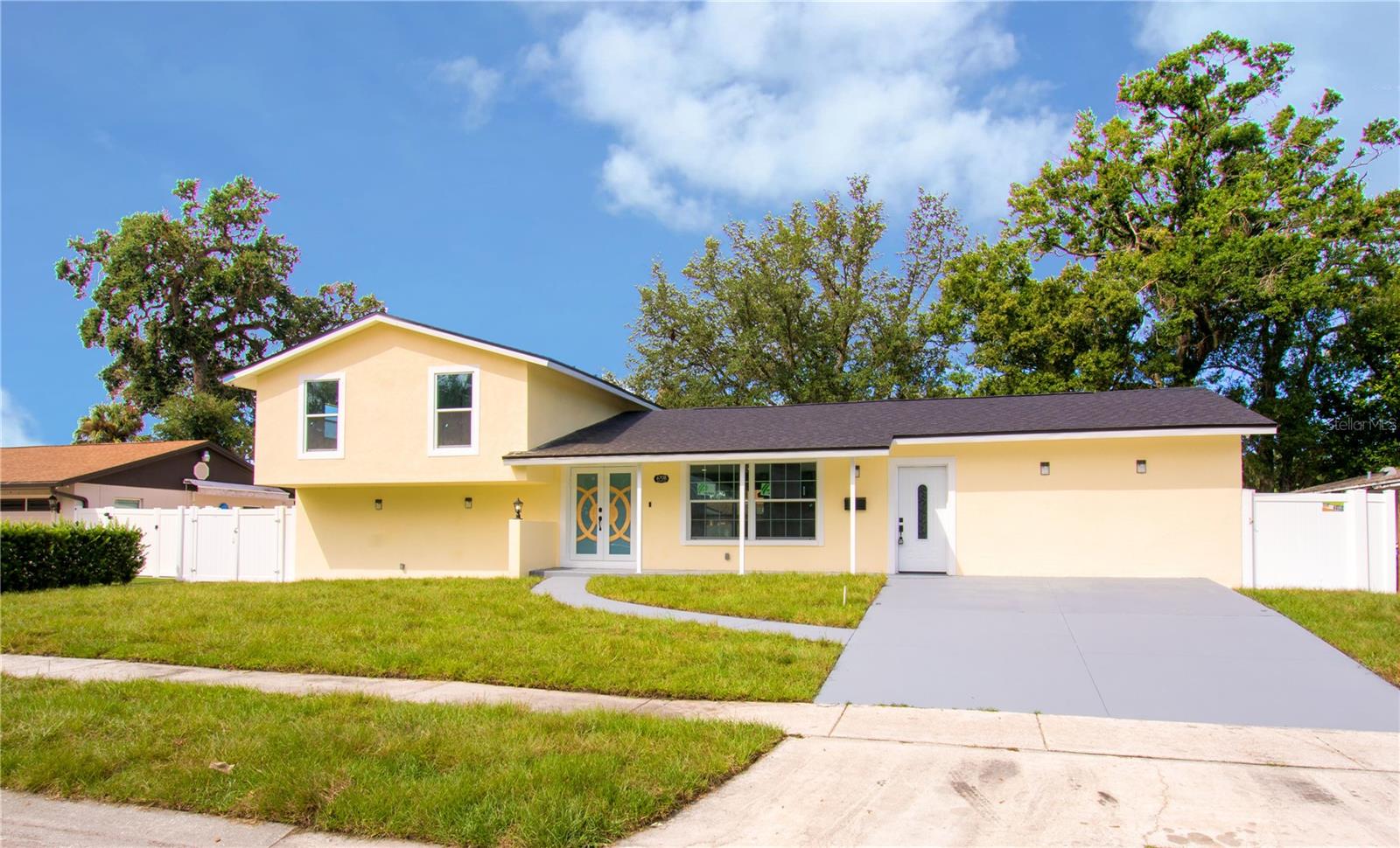 Details for 6708 Gateway Drive, TAMPA, FL 33615