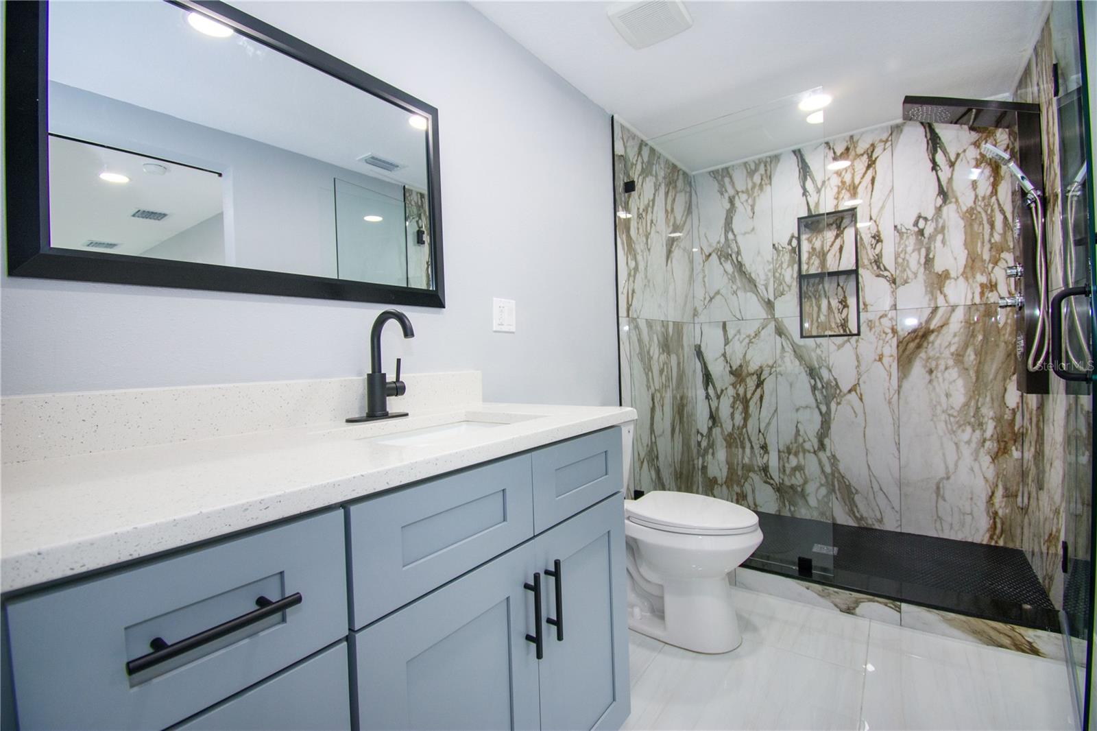 Image 30 of 37 For 6708 Gateway Drive