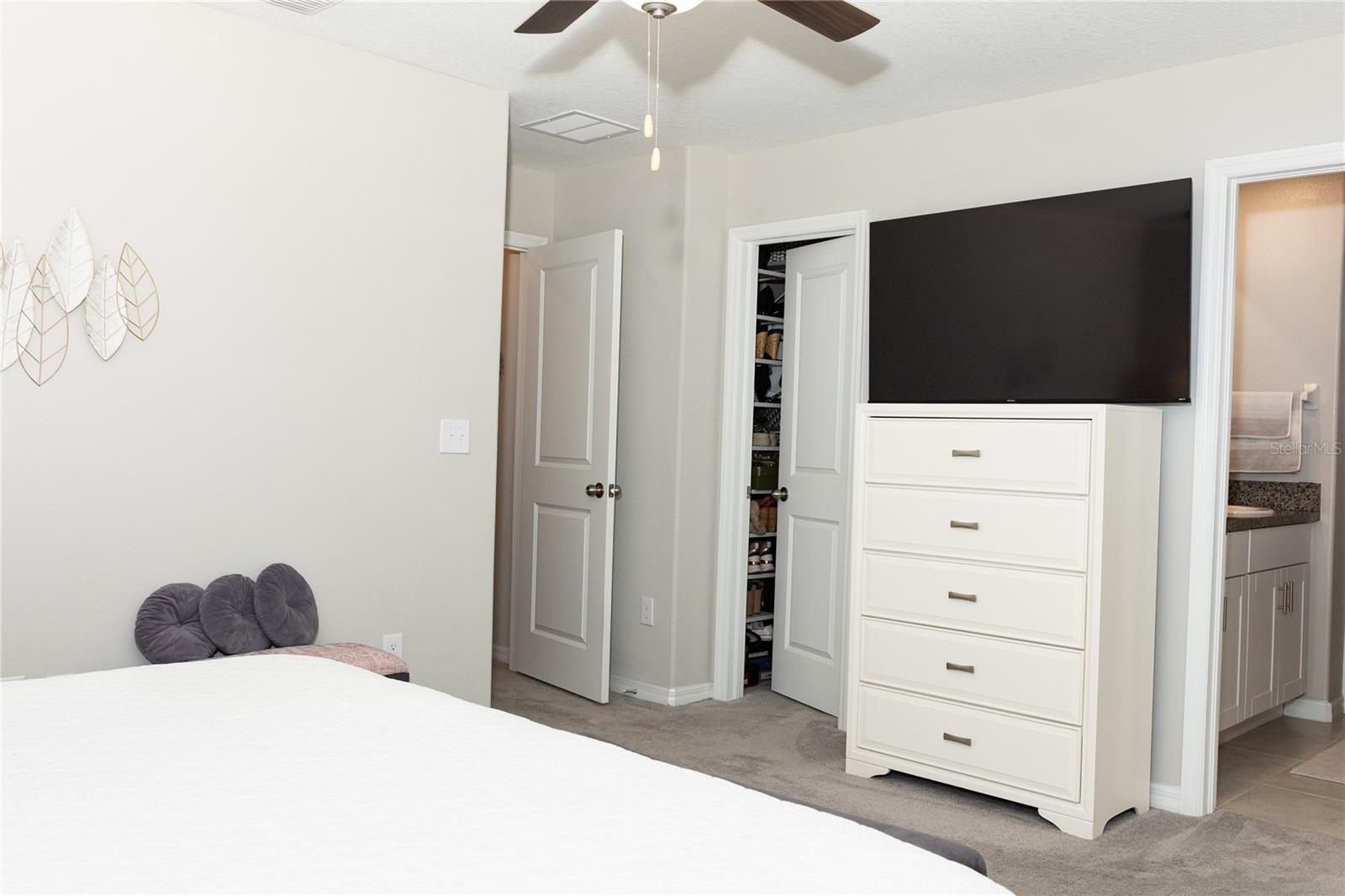Image 15 of 27 For 4712 Norman Oak Place