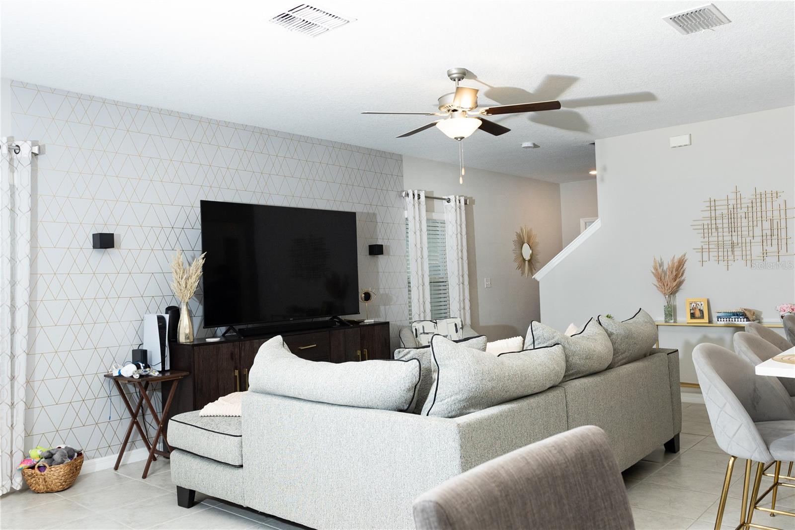 Image 8 of 27 For 4712 Norman Oak Place