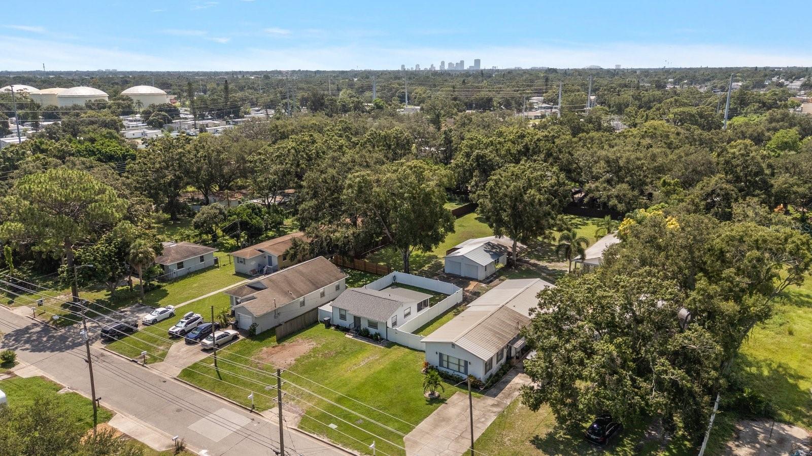 Details for 3290 70th Avenue N, ST PETERSBURG, FL 33702