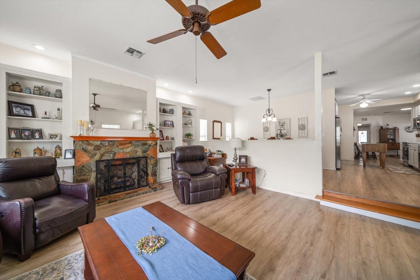 Image 17 of 39 For 3290 70th Avenue N