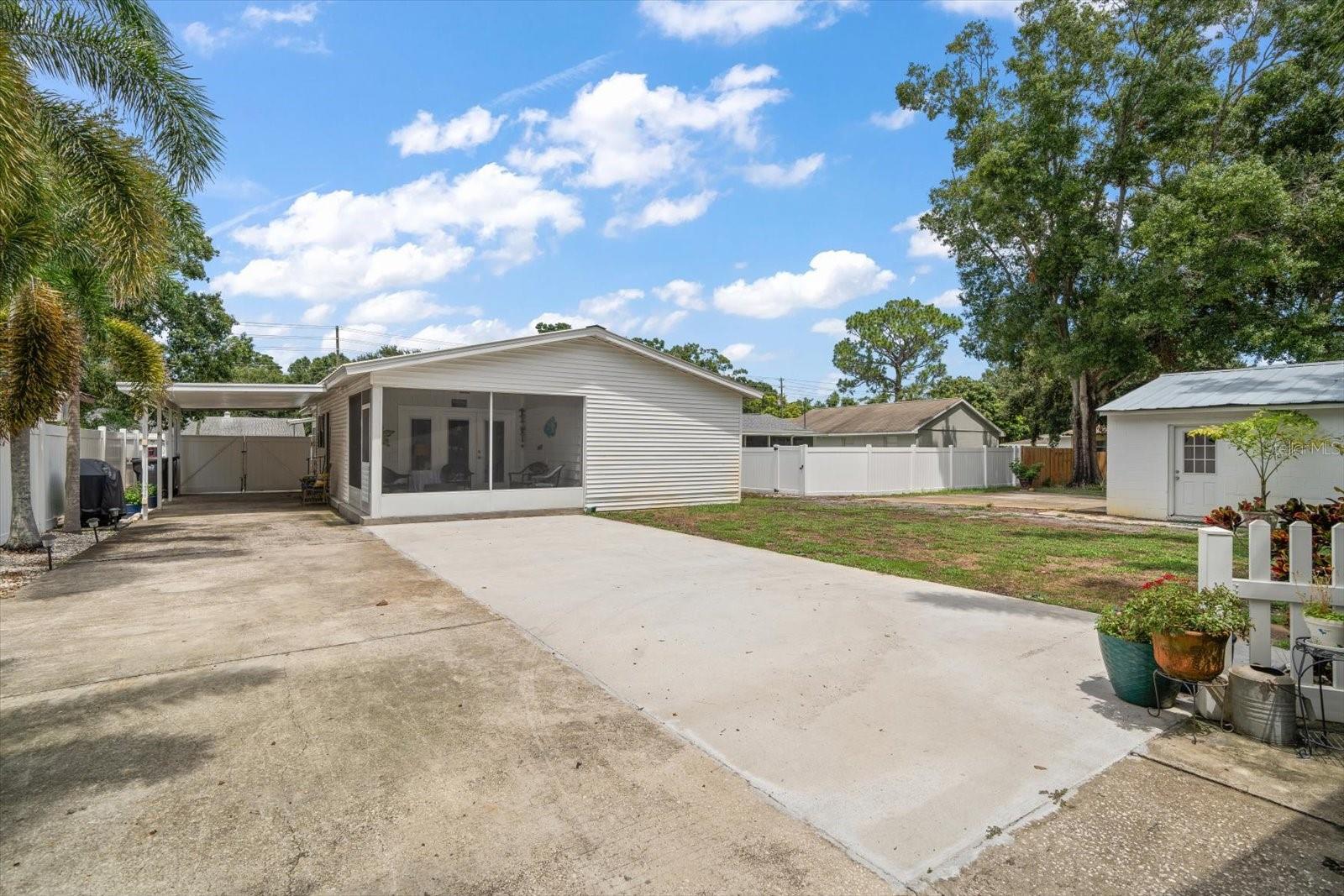 Image 6 of 39 For 3290 70th Avenue N