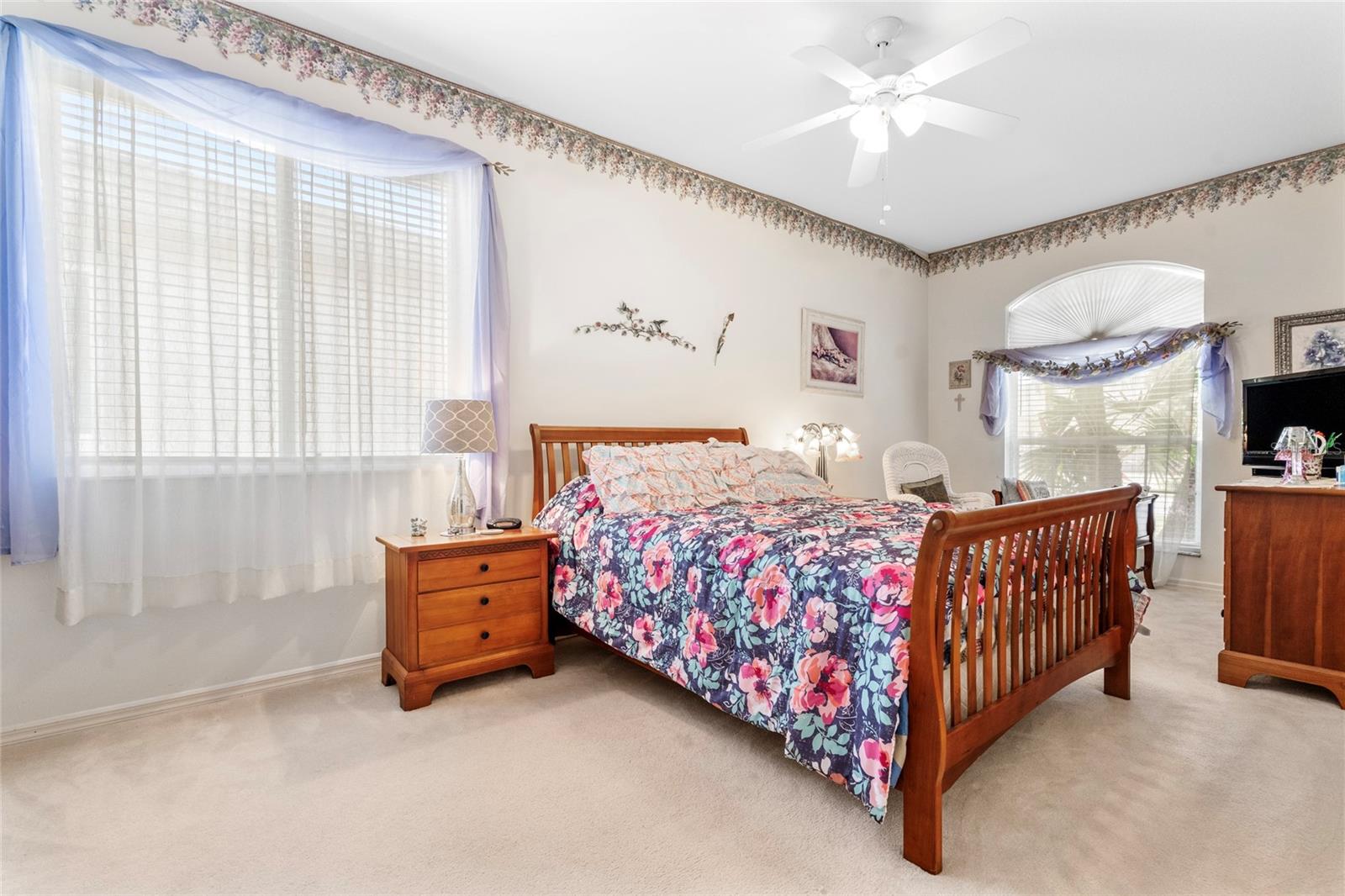 Image 21 of 30 For 30101 Emmetts Court