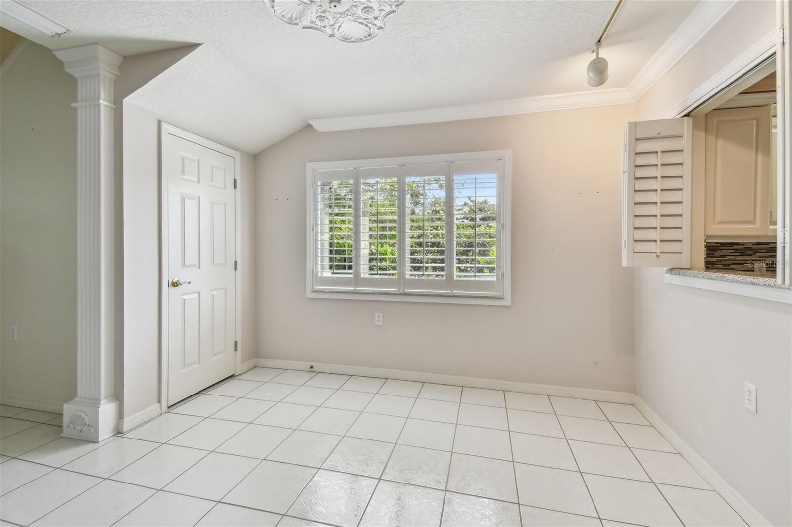 Image 38 of 67 For 13636 Lake Point Drive S