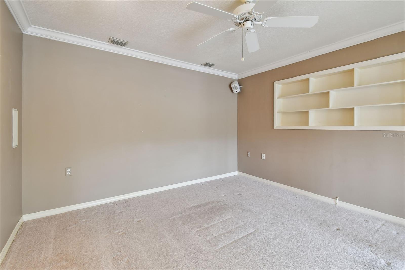 Image 42 of 67 For 13636 Lake Point Drive S