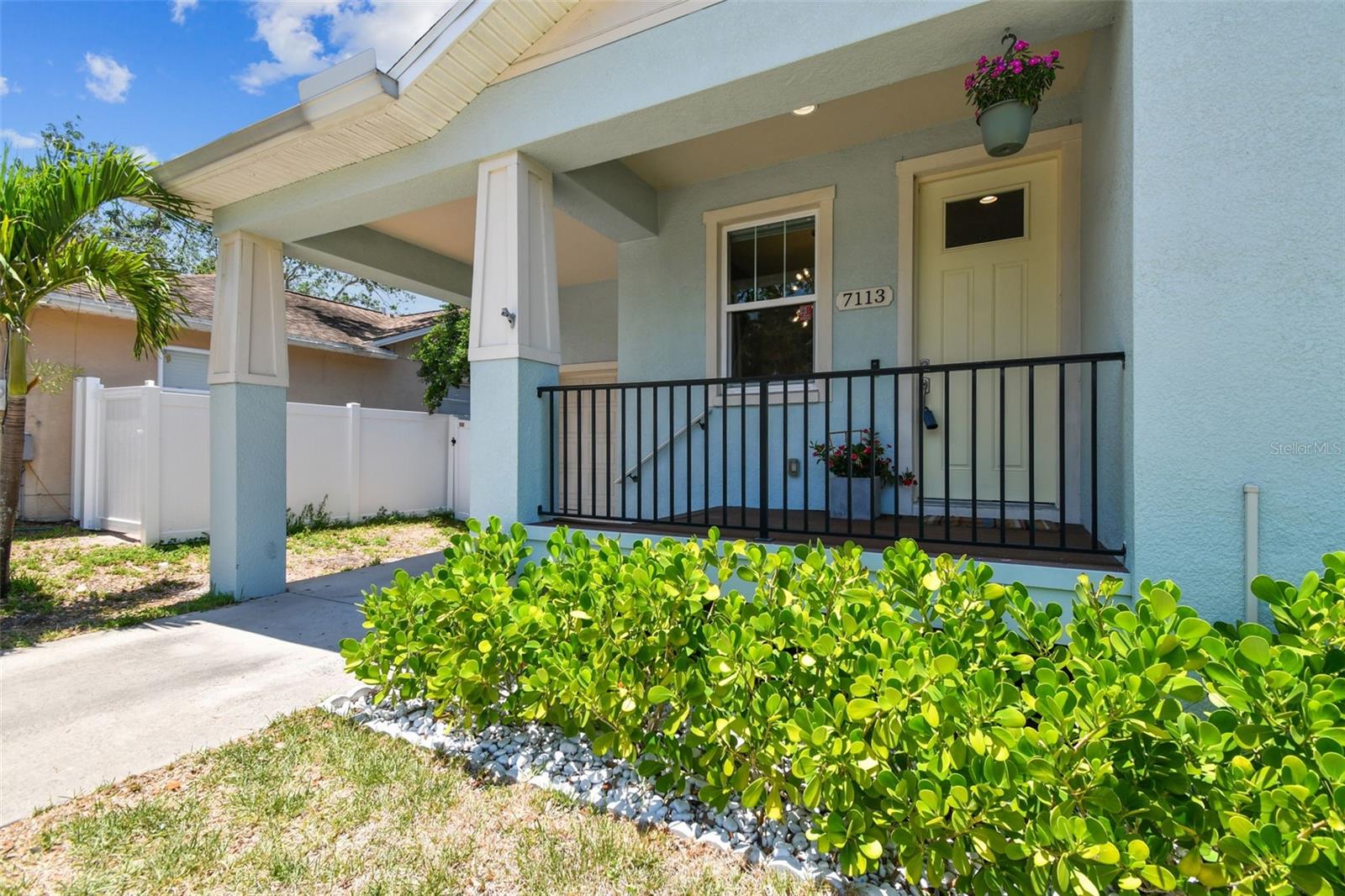 Image 4 of 25 For 7113 Mascotte Street