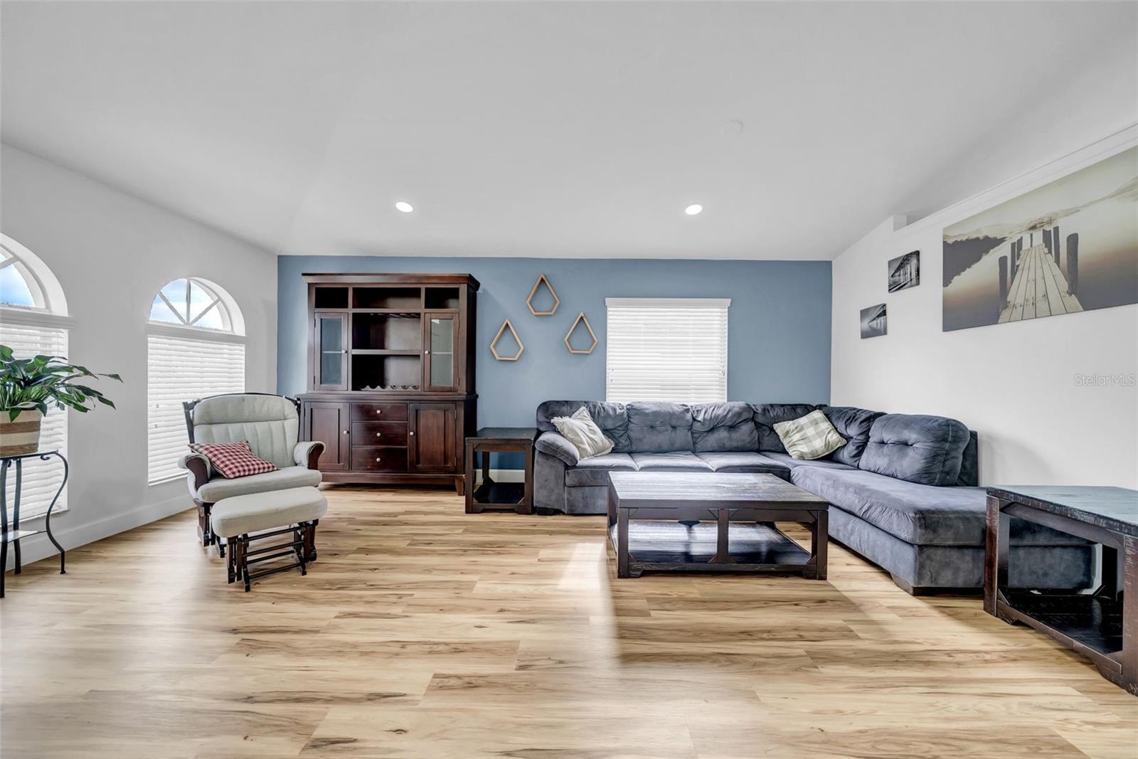 Image 9 of 57 For 4458 Lisette Circle