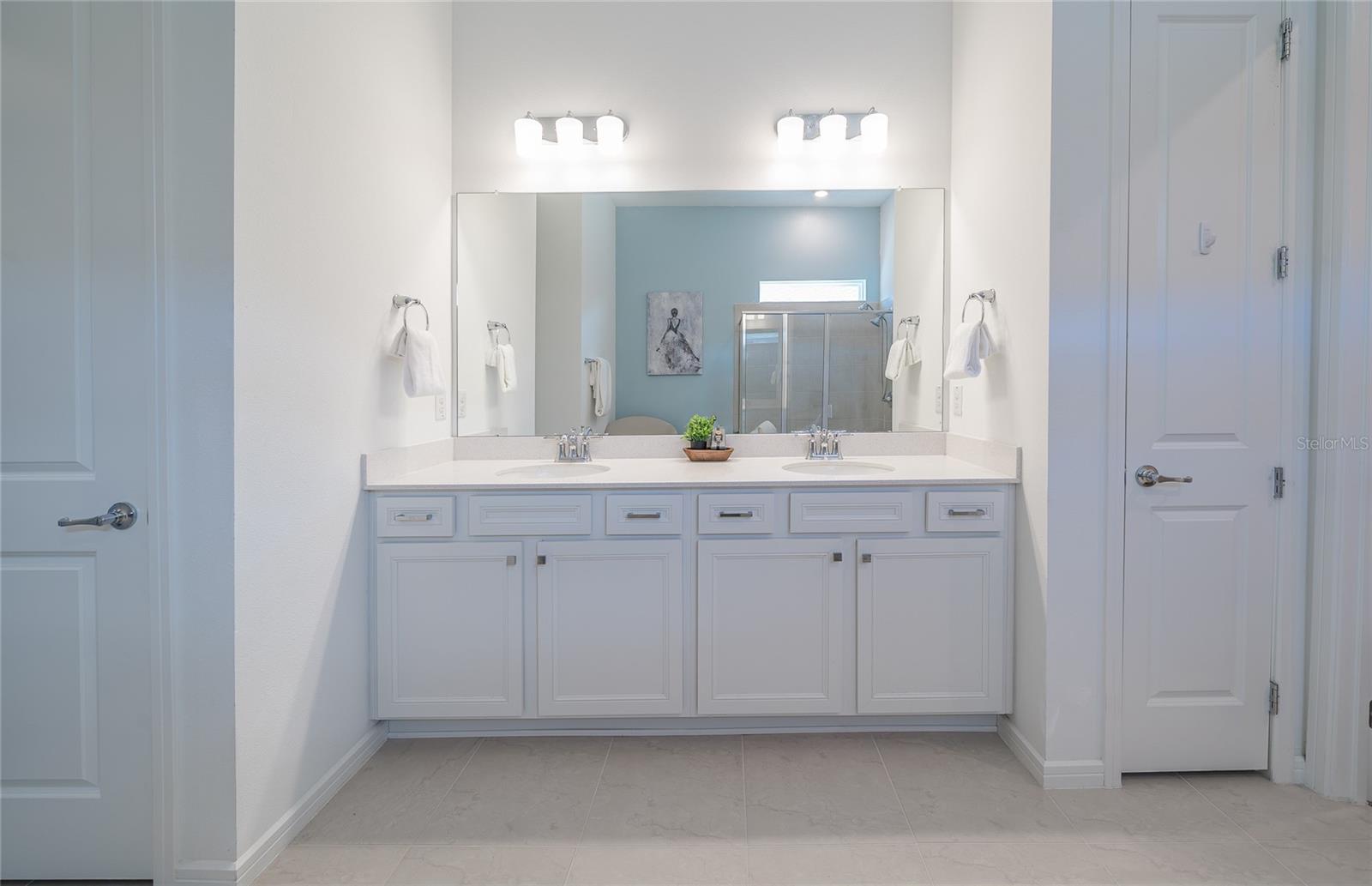 Image 10 of 68 For 18629 Coastal Shore Terrace