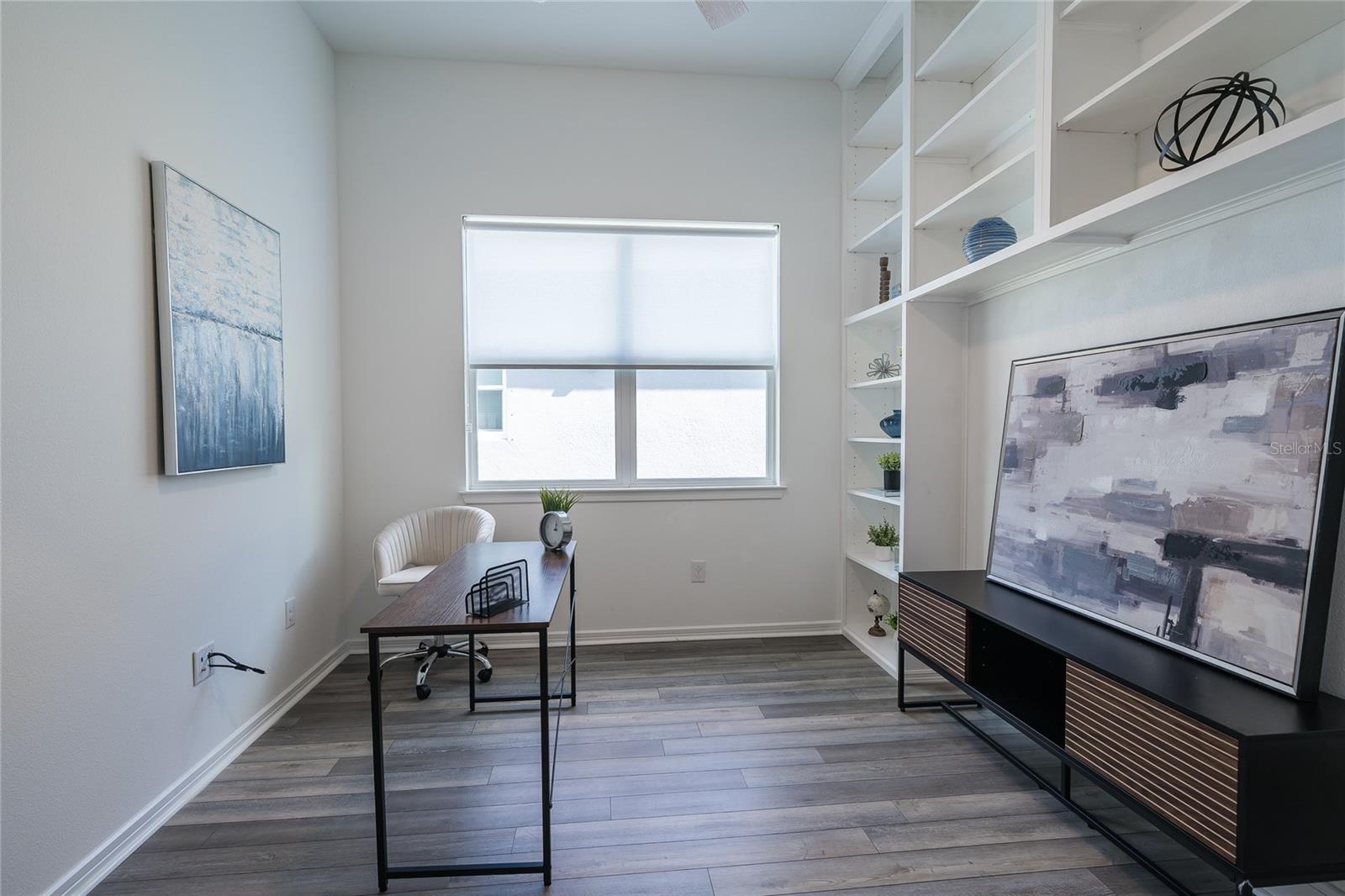 Image 11 of 68 For 18629 Coastal Shore Terrace