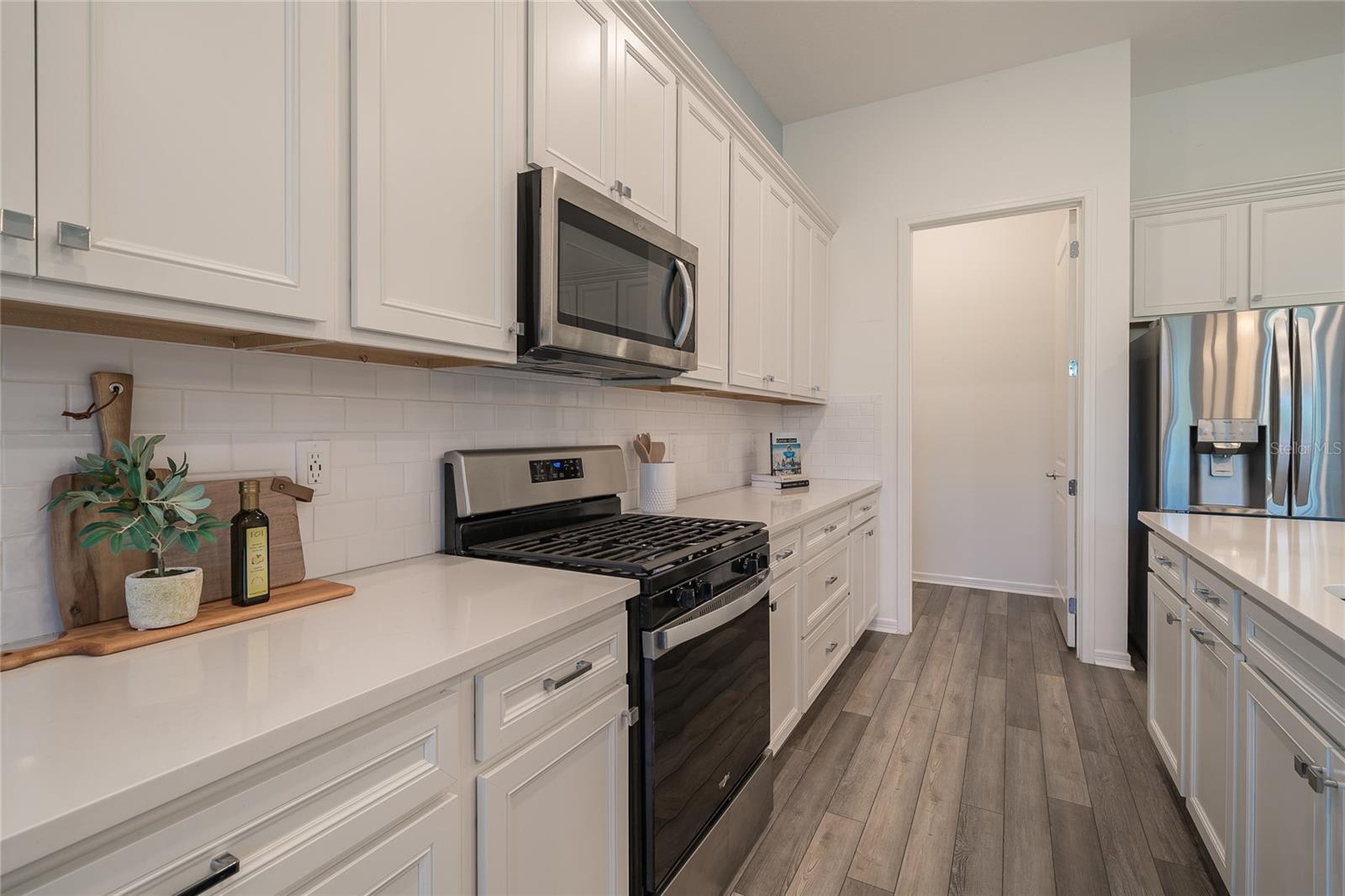 Image 27 of 68 For 18629 Coastal Shore Terrace