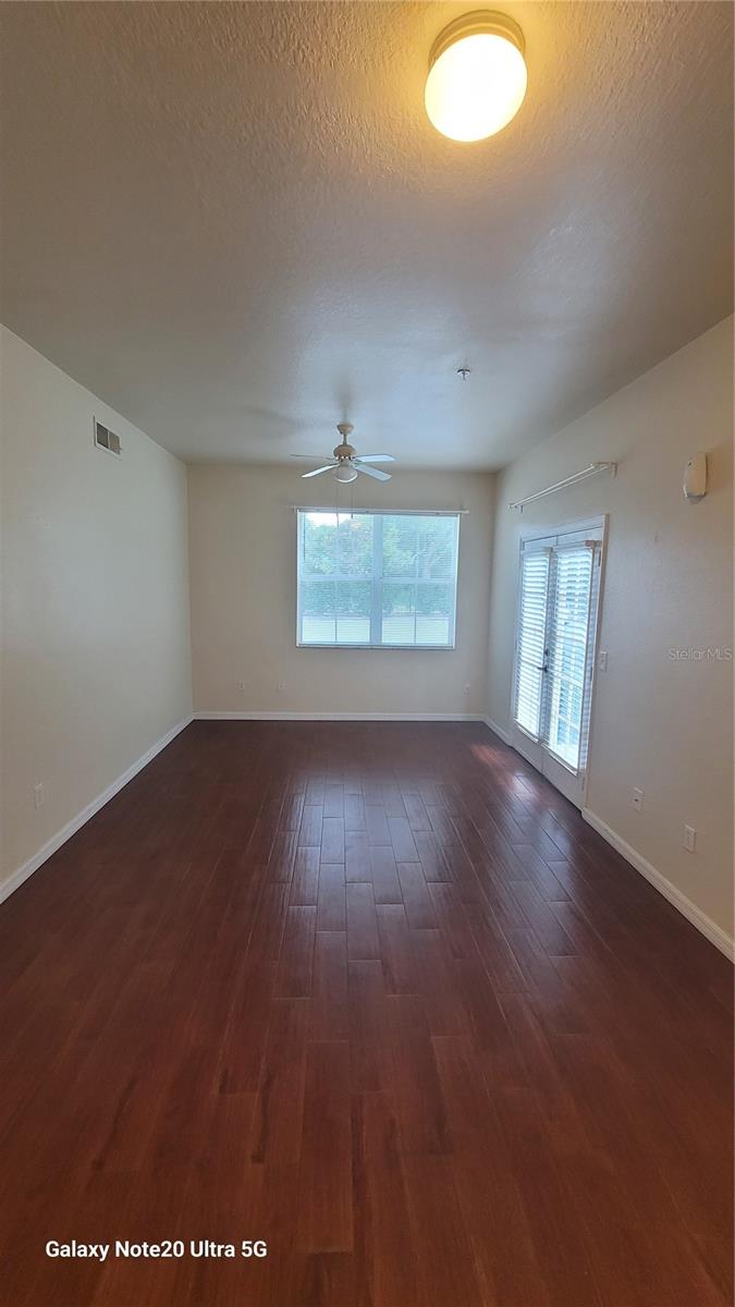 Image 3 of 12 For 4009 Venetian Bay Drive 102