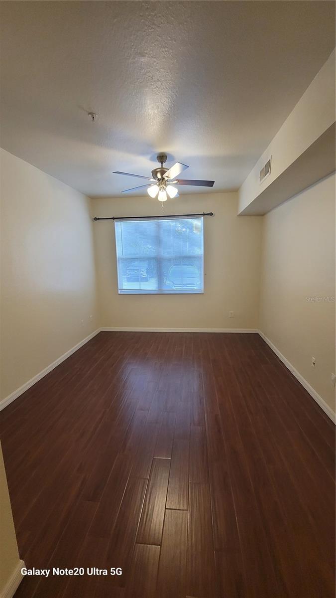 Image 4 of 12 For 4009 Venetian Bay Drive 102