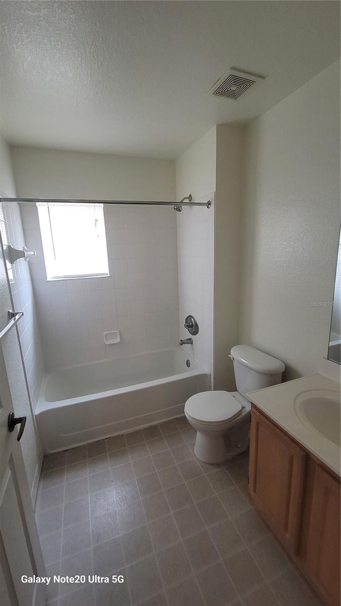 Image 9 of 12 For 4009 Venetian Bay Drive 102