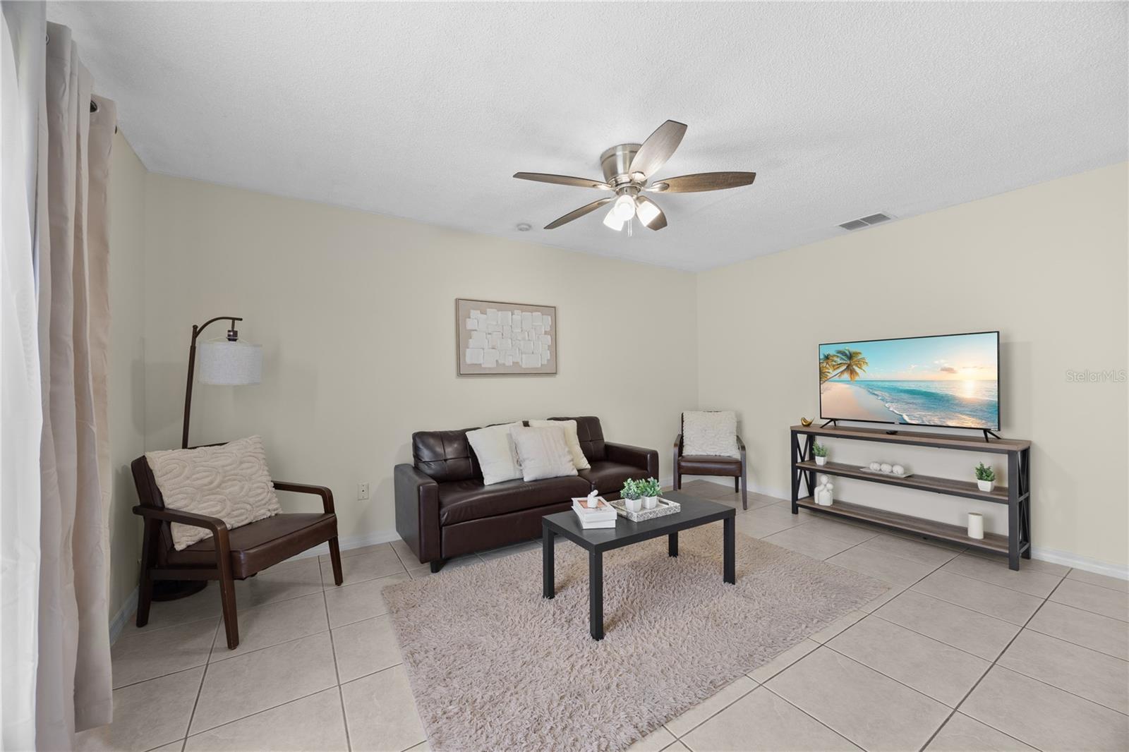 Image 16 of 51 For 2116 Cypress Bay Boulevard