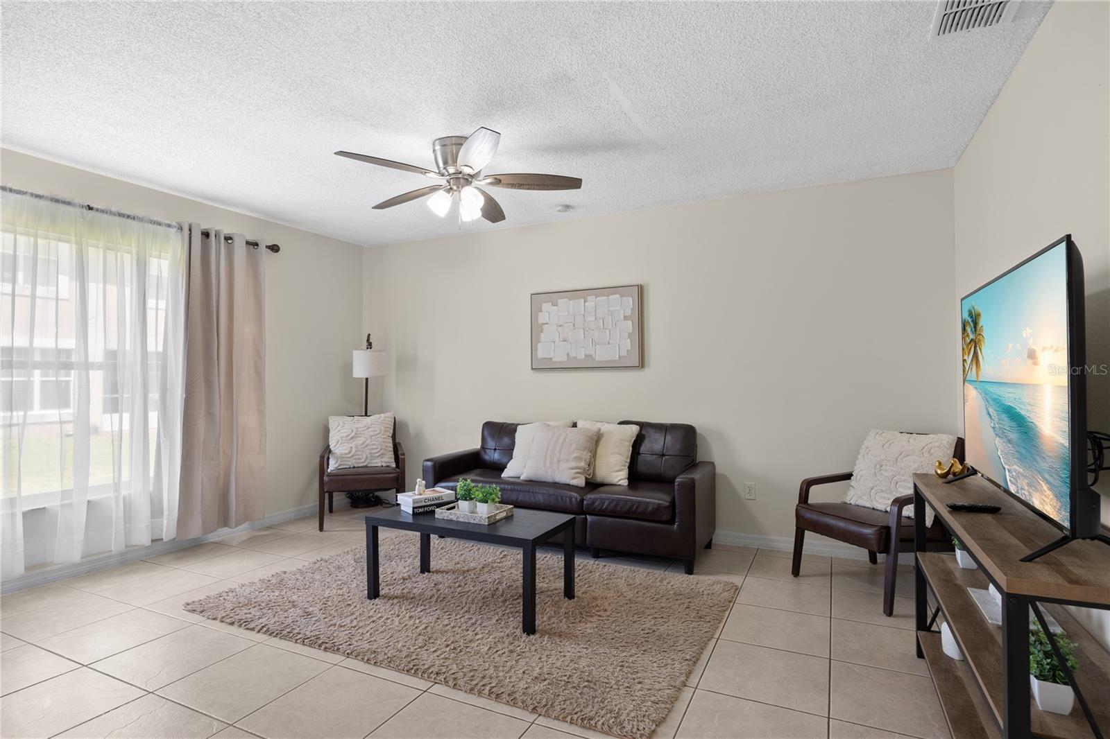 Image 25 of 51 For 2116 Cypress Bay Boulevard