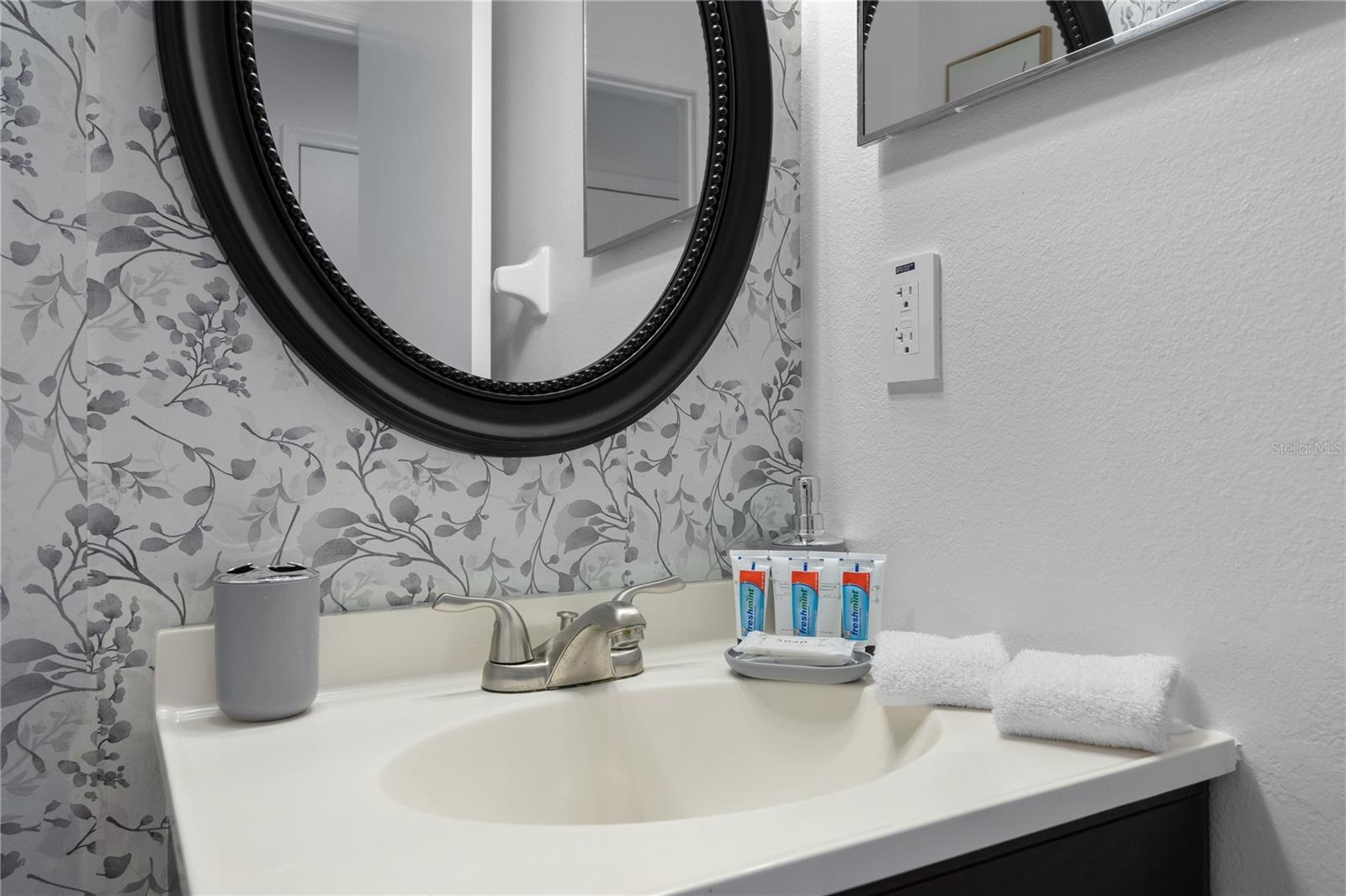 Image 31 of 51 For 2116 Cypress Bay Boulevard