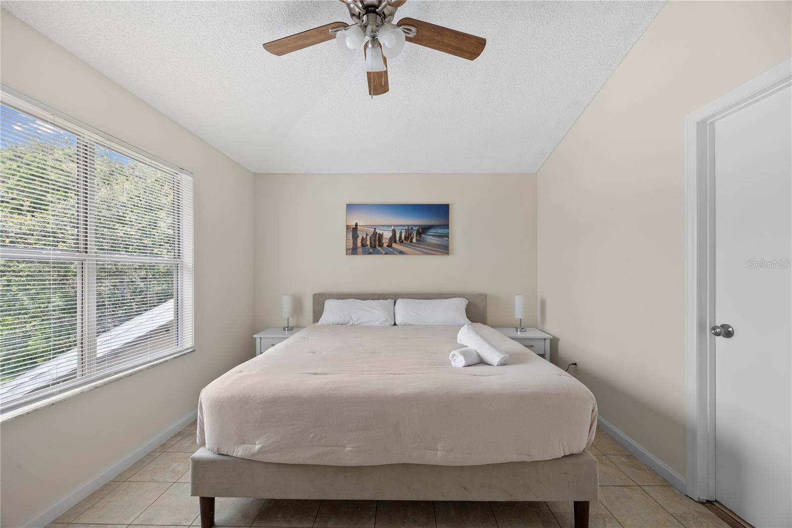 Image 35 of 51 For 2116 Cypress Bay Boulevard