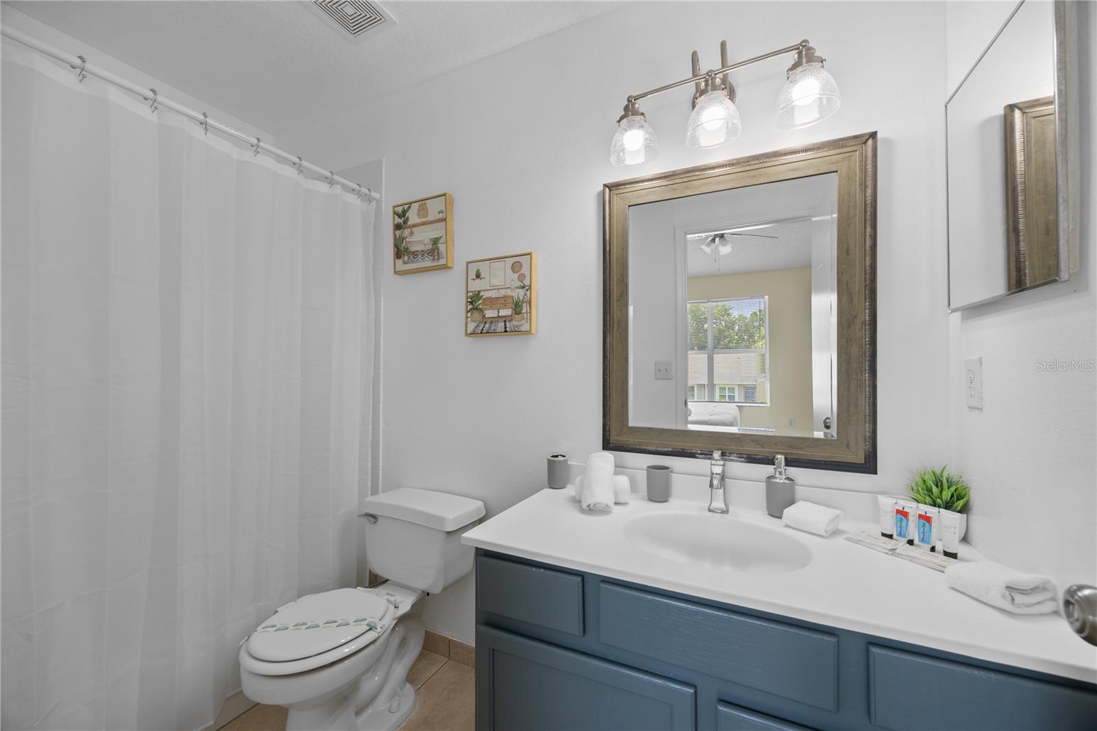 Image 39 of 51 For 2116 Cypress Bay Boulevard