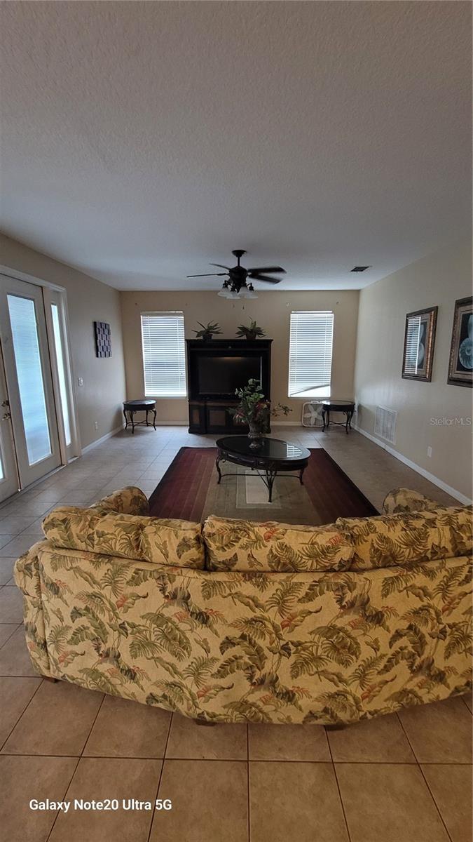 Image 3 of 24 For 1040 Marcello Boulevard