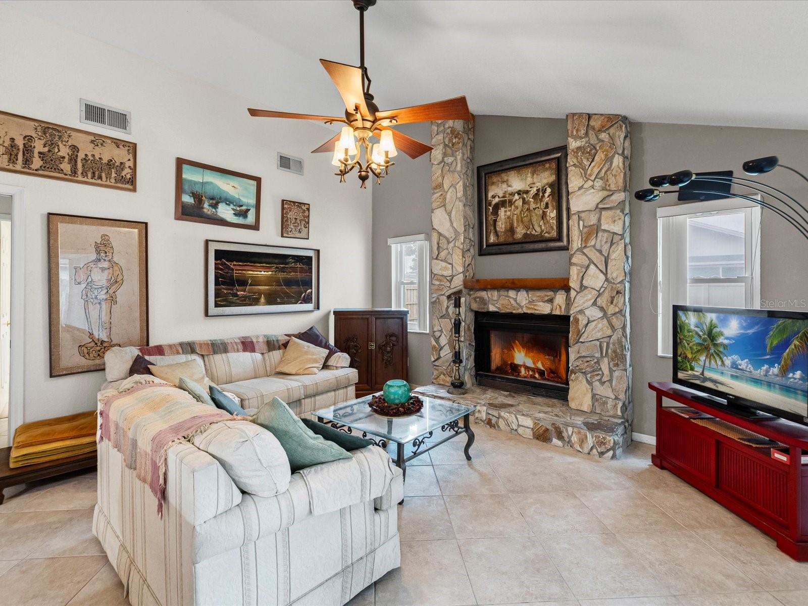Image 22 of 48 For 12595 93rd Way