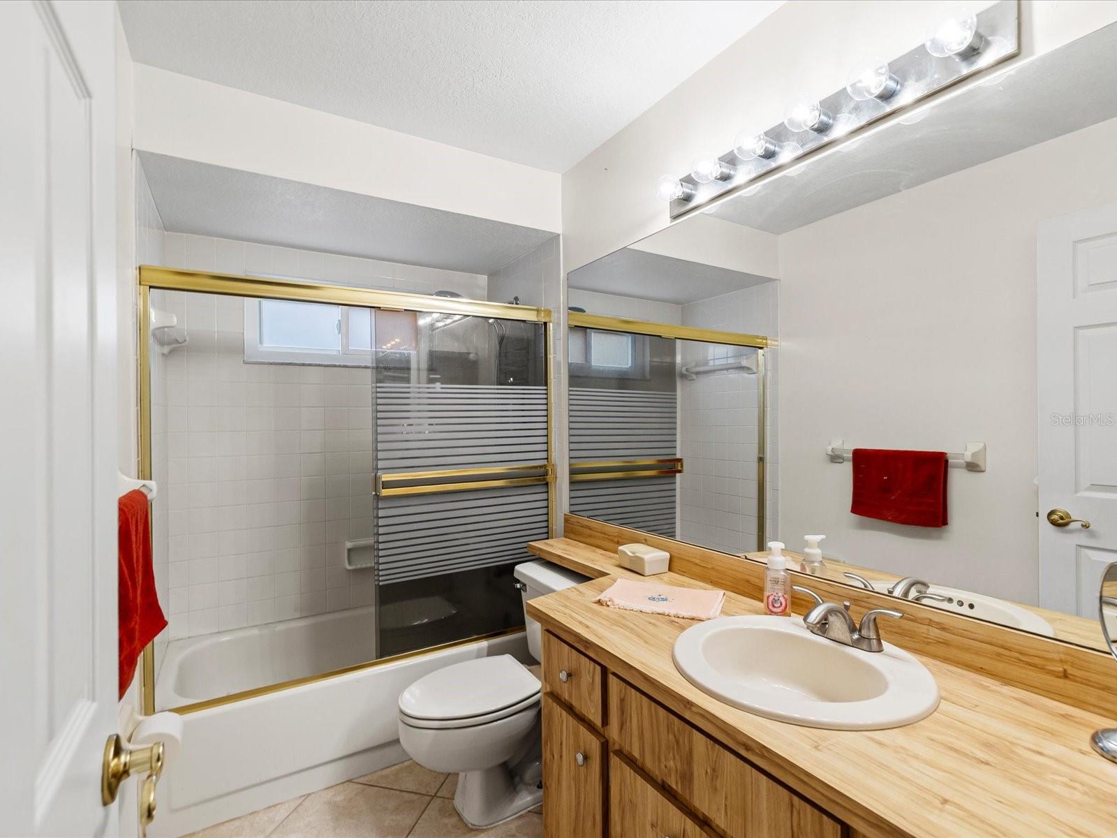 Image 25 of 48 For 12595 93rd Way