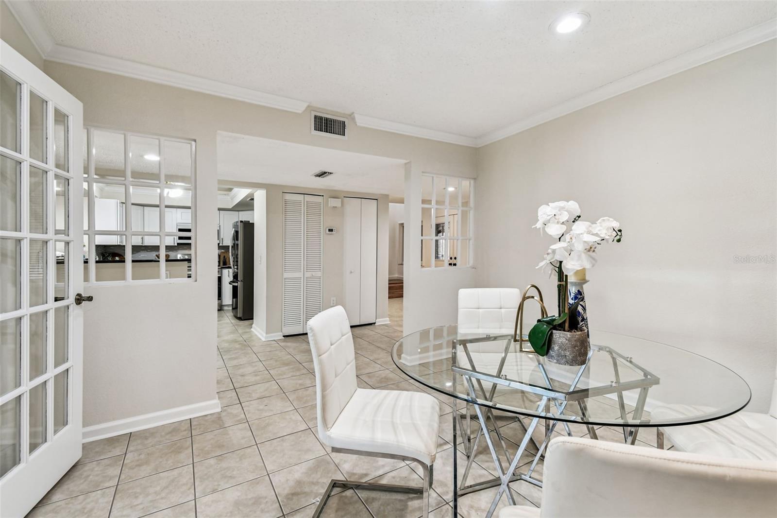Image 15 of 82 For 2455 Lake Point Lane